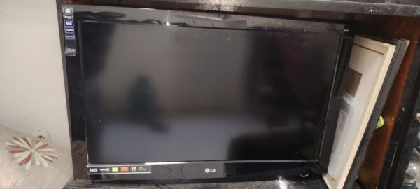 TV LCD LG 37LG2000 – Image 2