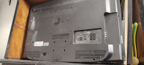 TV LCD LG 37LG2000 – Image 3