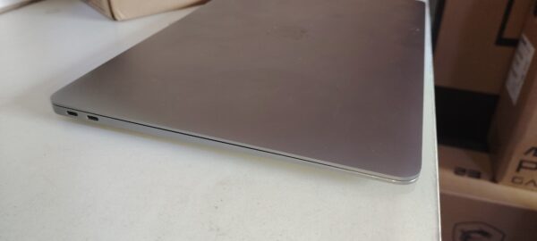 MacBook Air m1  ocation une bon etat  8/256 – Image 3