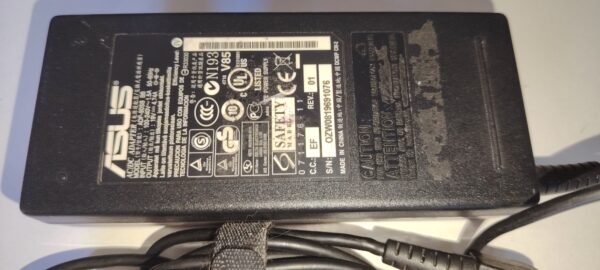 chargeur ASUS D'origine 19V/4.74A – Image 3