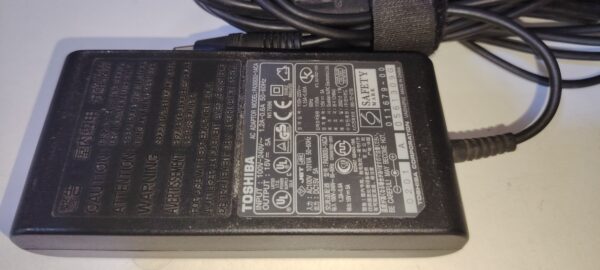 Chargeur TOSHIBA 15V/5A – Image 4