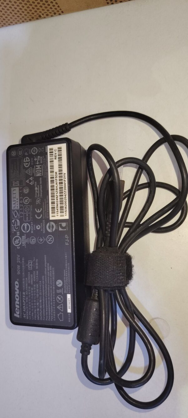 chargeur Lenovo 90W/20V USB