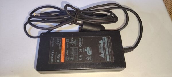 chargeur SONY 8.5V