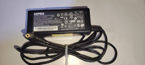 chargeur HIPRO D'origine 19V / 3.43A 65W