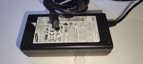 chargeur D'origine 14.0V 3.22A 45W