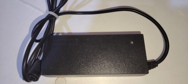 chargeur D'origine TECNO 19V / 19.5V/20V – Image 3