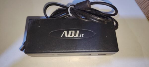 UNIVERSAL NOTEBOOK ADJ.it  ocation D'origine