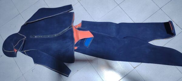 conbinison de plonger XXL 5/6mm