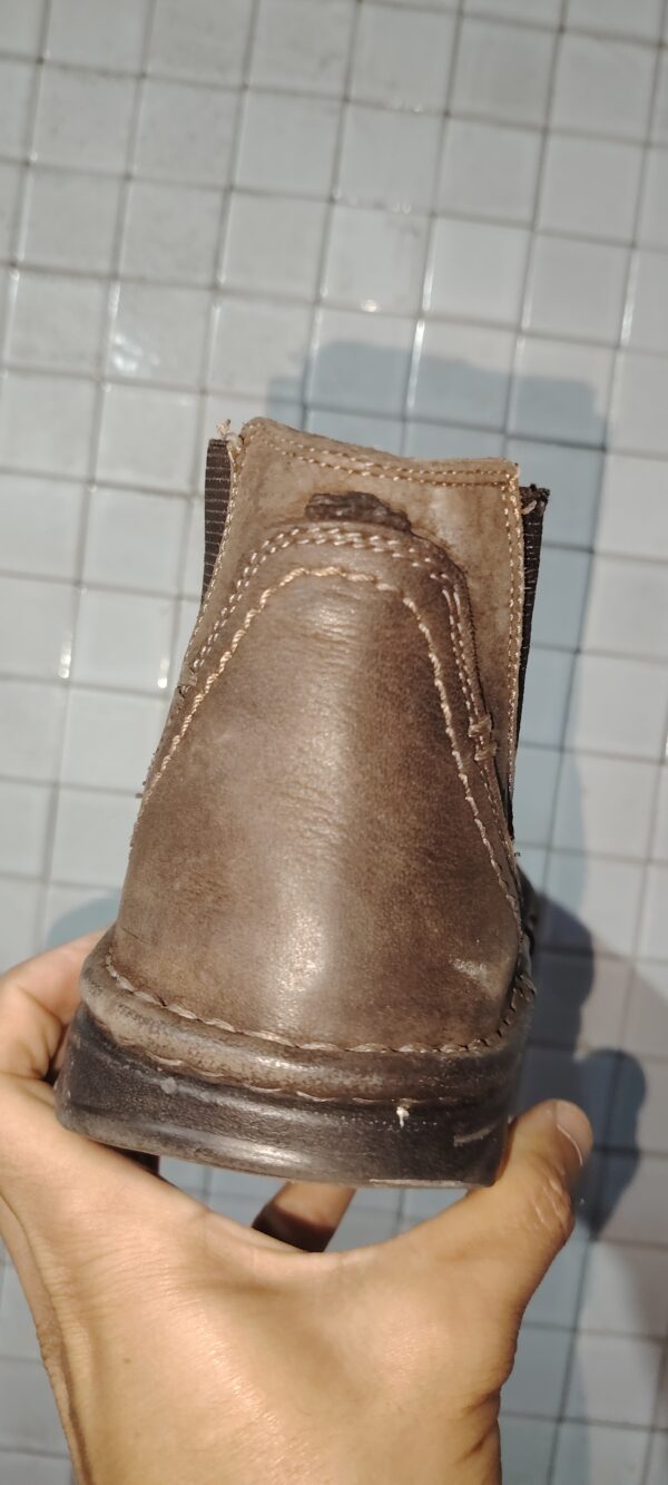Chaussure Dorigine Marque  OUTPUT Taille 41 – Image 4