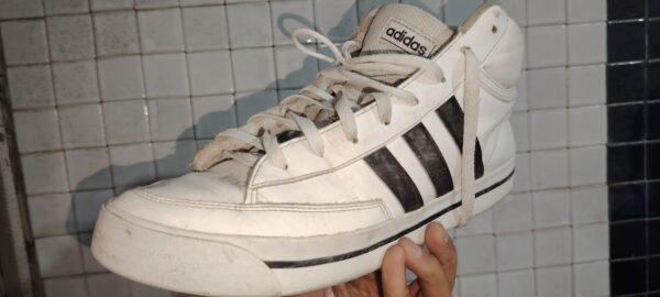 Spadrille sport D'origine Taille 42 Adidas – Image 2