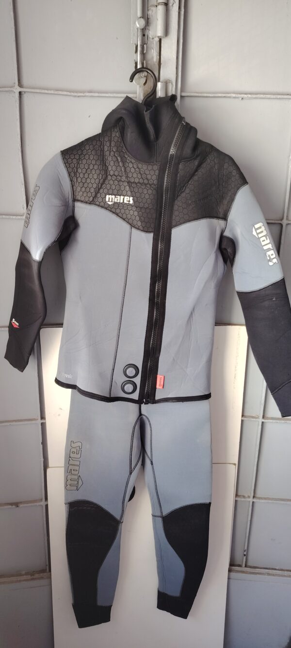 Conbinison de Plonger mares taille 5 5mm