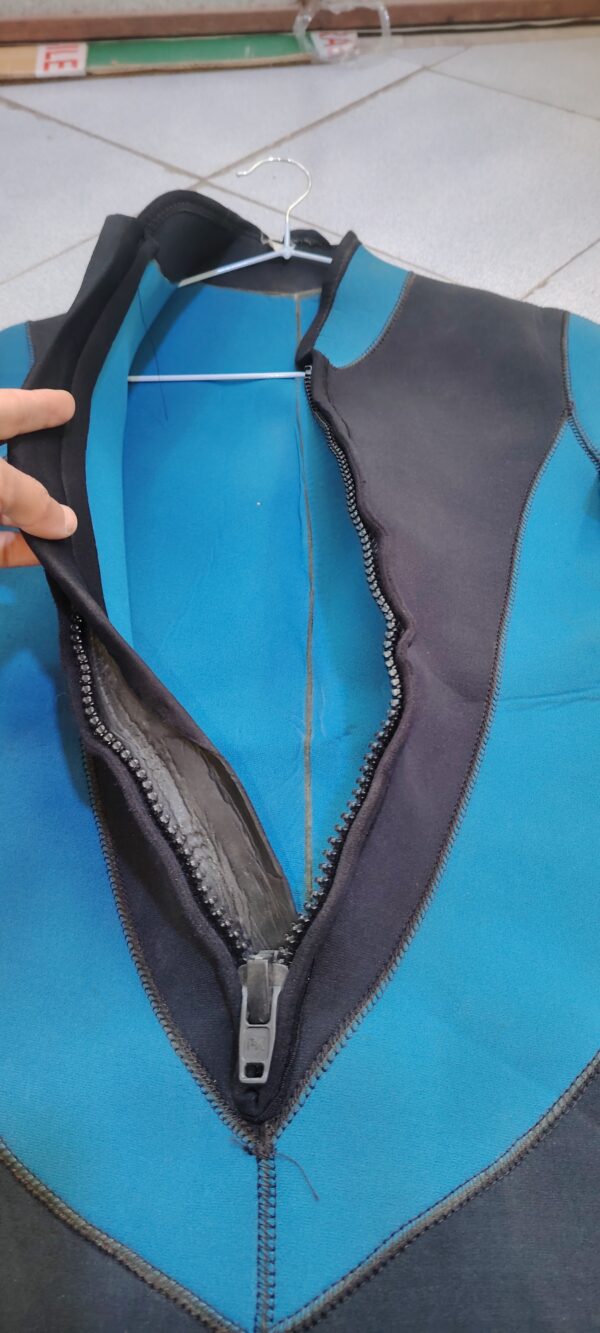 Conbinison de SURF TIGULLIO taille M 3mm – Image 4