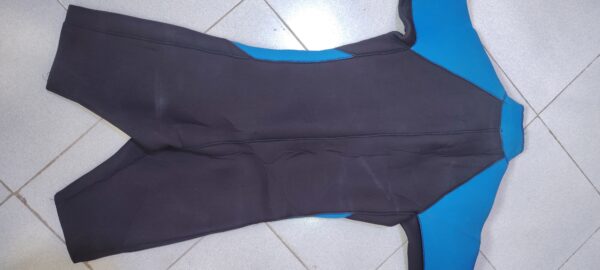 Conbinison de SURF E SUBPROF taille 5 5mm Comme neuf – Image 3