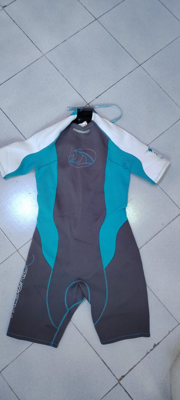 Conbinison  de SURF TRIBORD taille ML 2mm