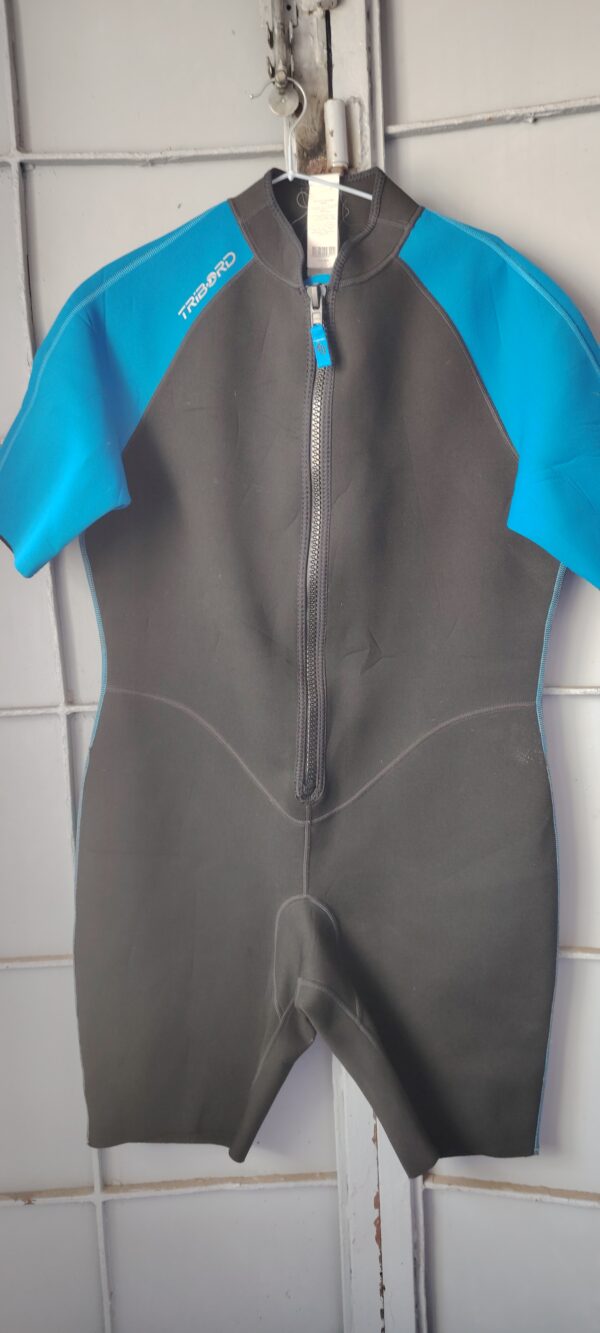 Conbinison de SURF TRIBORD taille XXL 2mm