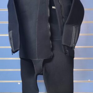 Conbinison de Plonger BERVER DIVER Taille 5 5,5mm  (neuf)
