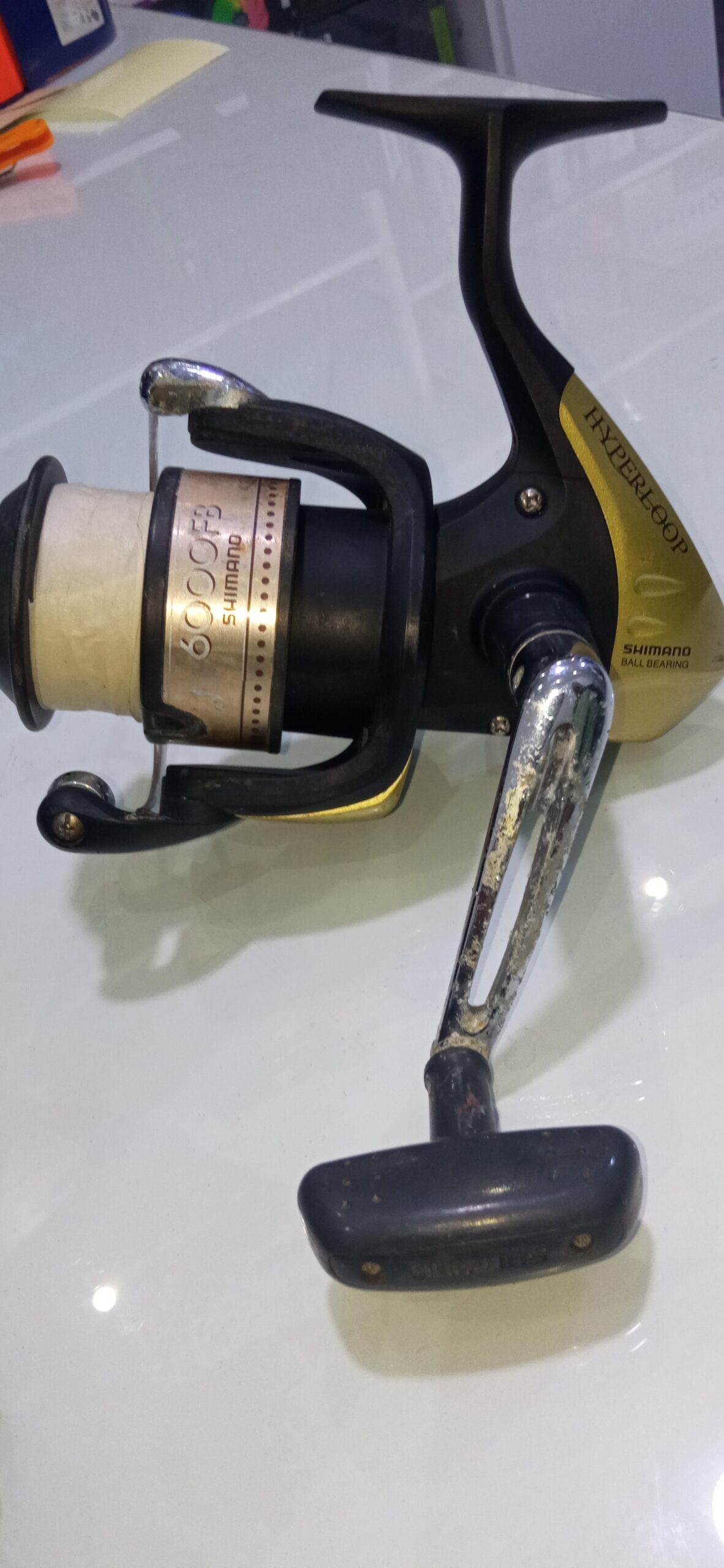 Moulinet de peche Shimano 6000FB