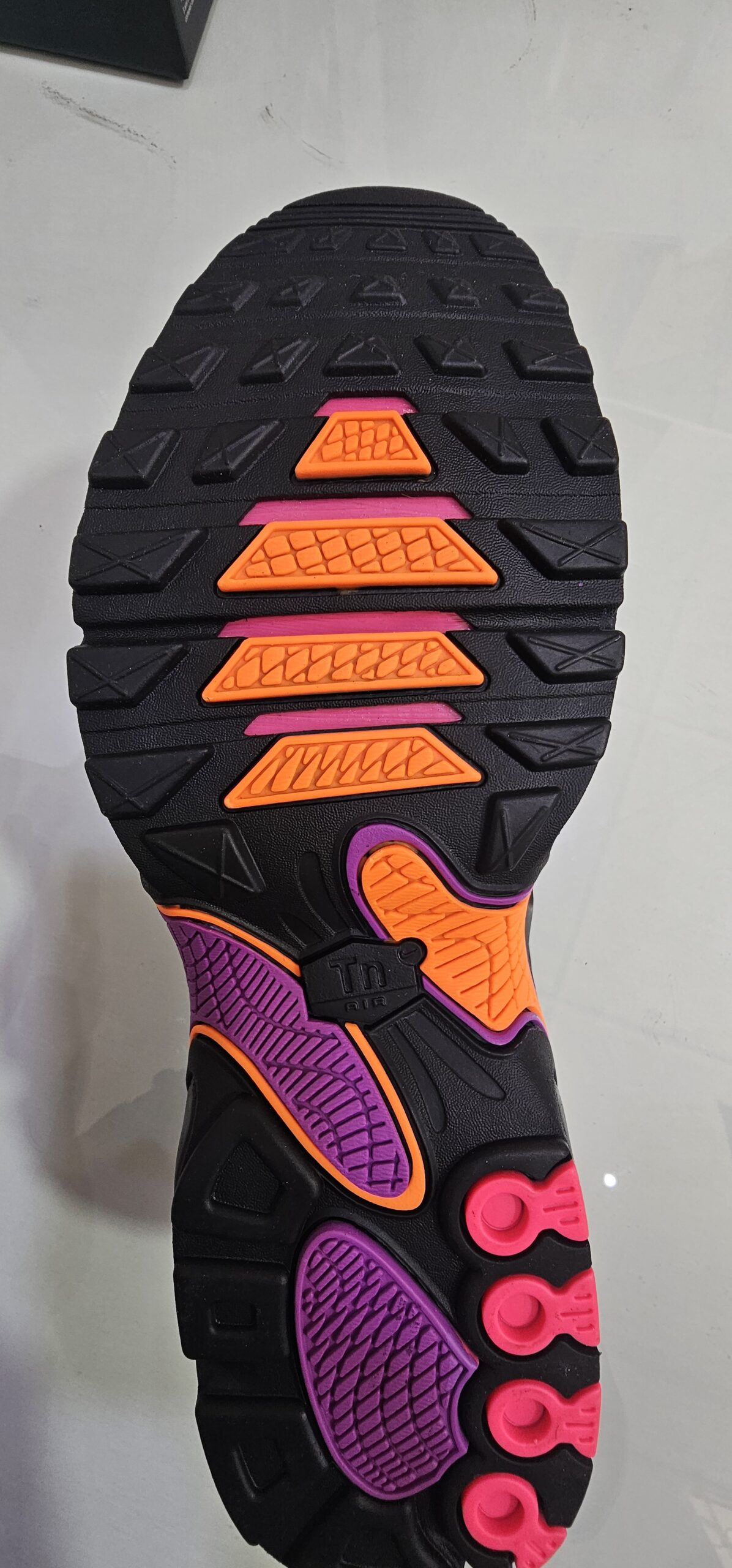 NIKE AIR TN Original taille 42.5 (neuf) – Image 4